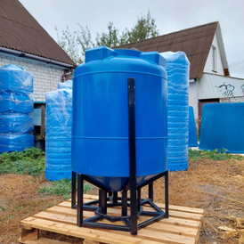 Фото-33907 Емкость вертикальная с конусным дном ВЦК-77 - 400 литров в металлической обрешётке. Спутник Агро.
