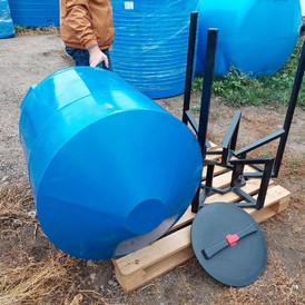 Фото-33891 Емкость вертикальная с конусным дном ВЦК-77 - 400 литров в металлической обрешётке. Спутник Агро.