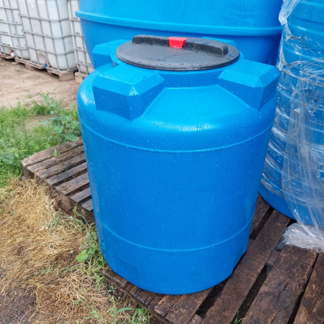 Фото-34423 Пластиковая вертикальная емкость 400 литров (серия ВЦ-77)