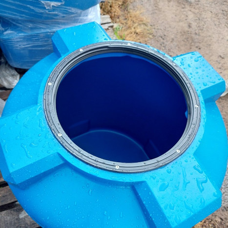 Фото-34427 Пластиковая вертикальная емкость 400 литров (серия ВЦ-77)