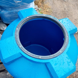 Фото-34427 Пластиковая вертикальная емкость 400 литров (серия ВЦ-77)