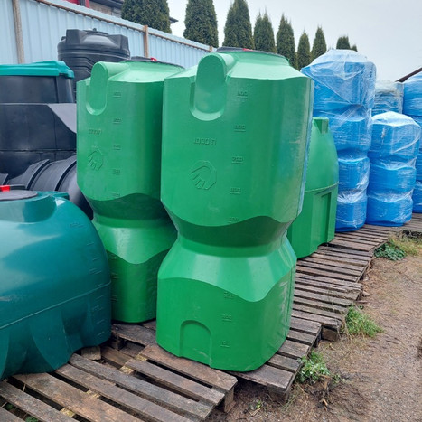 Фото-34619 Емкость вертикально-прямоугольная 1000 литров (серия ВП) Спутник Агро