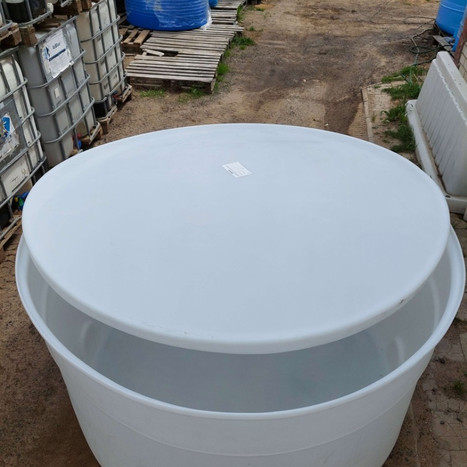 Фото-33719 Бак цилиндрический вертикальный 2000 литров