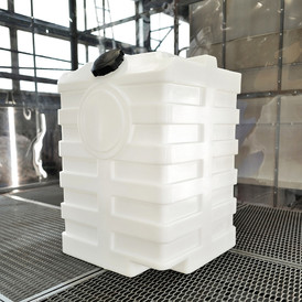 Фото-33551 Емкость универсальная 600 литров белая