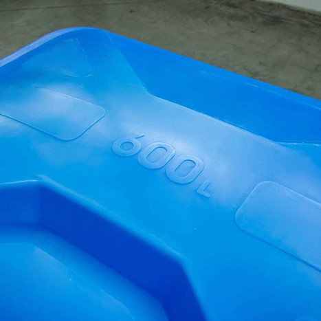 Фото-25346 Ванна KN 600л NEW синяя с крышкой