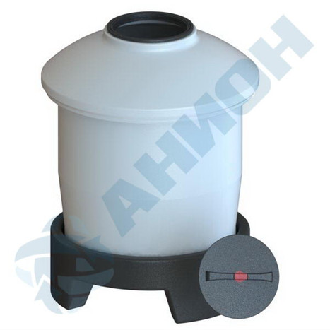 Фото-26586 Емкость цилиндрическая 890 литров на подставке с дыхательным клапаном