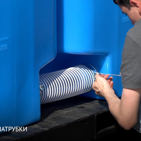 Фото-26458 Емкость ST 2000 литров с патрубками 100мм и с откидной крышкой