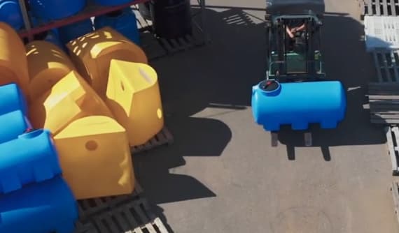 Какие бывают пластиковые емкости?